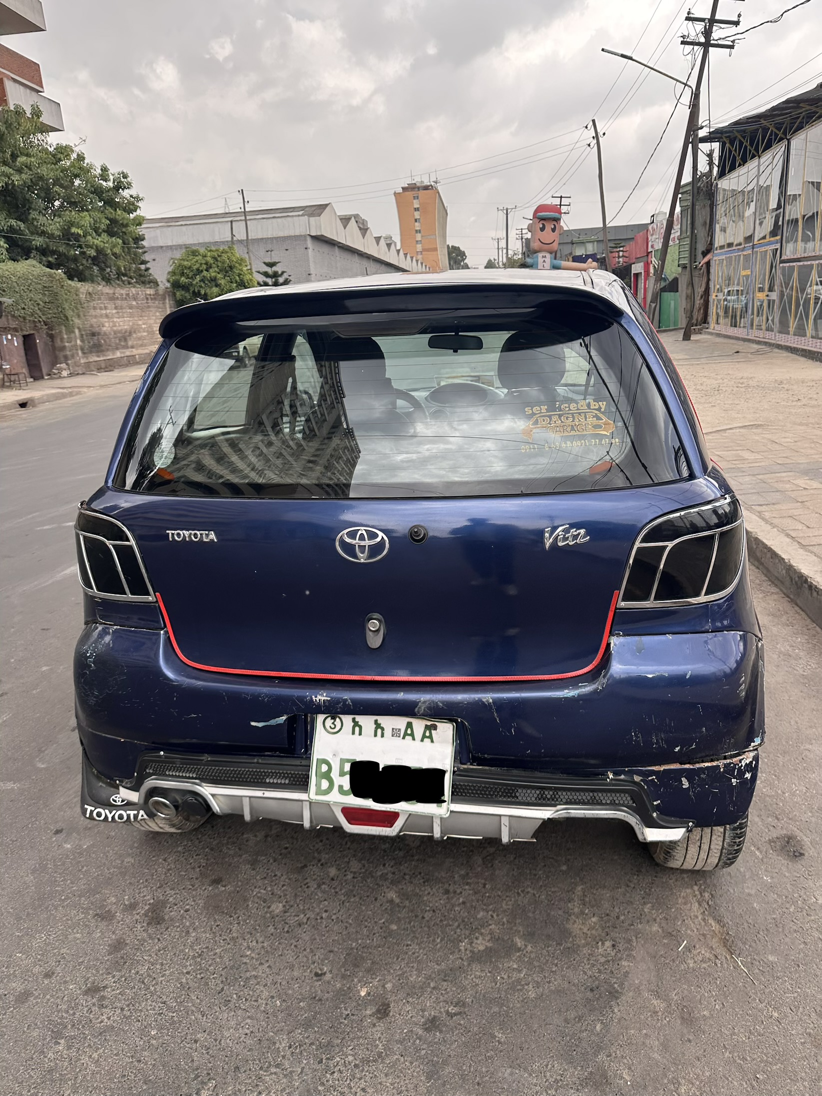 Vitz 2000